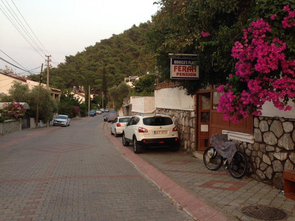 Ferah Hostel Monica'S Place Fethiye Kültér fotó