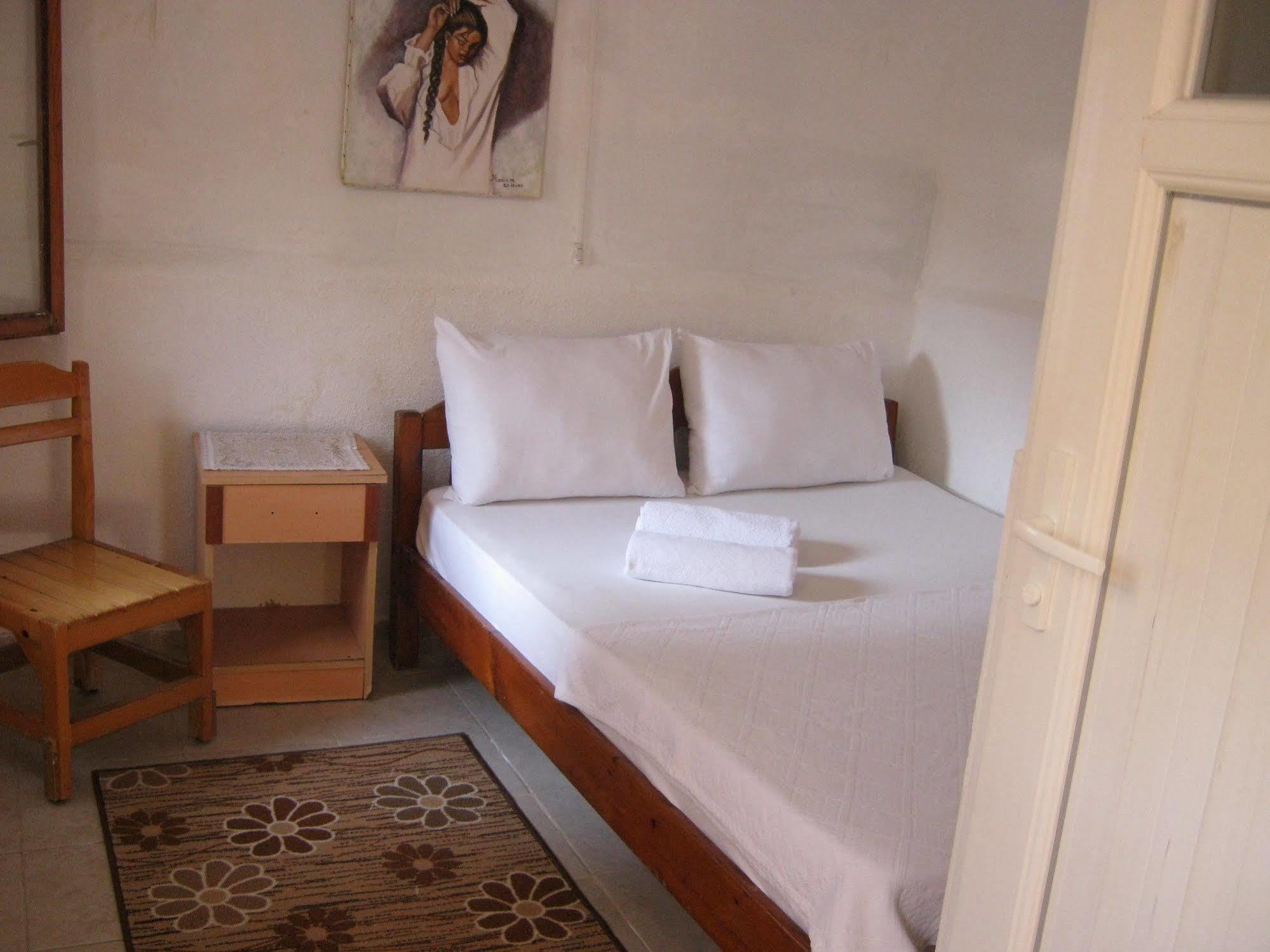 Ferah Hostel Monica'S Place Fethiye Kültér fotó