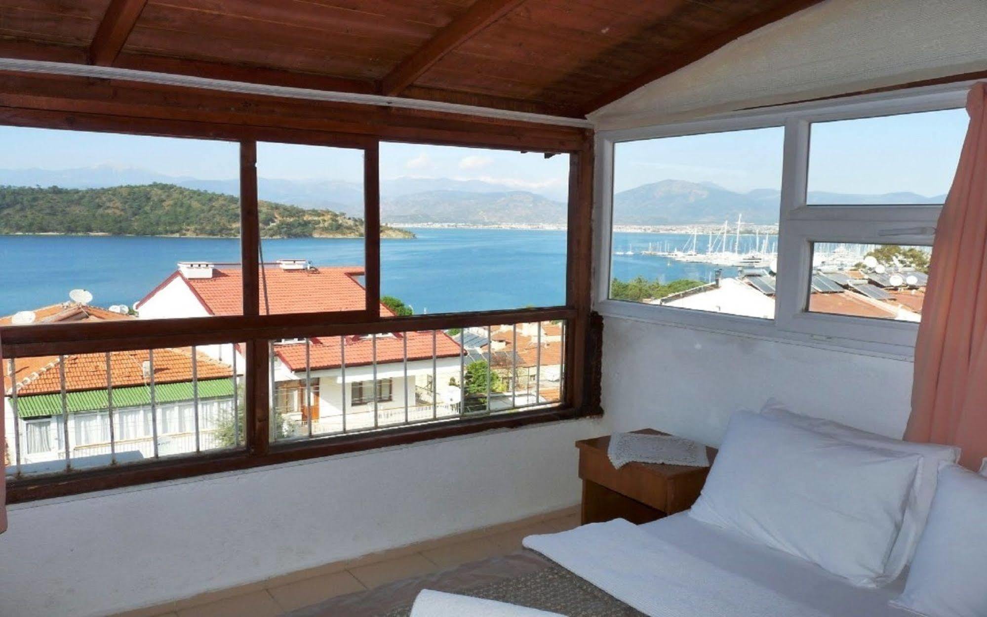 Ferah Hostel Monica'S Place Fethiye Kültér fotó
