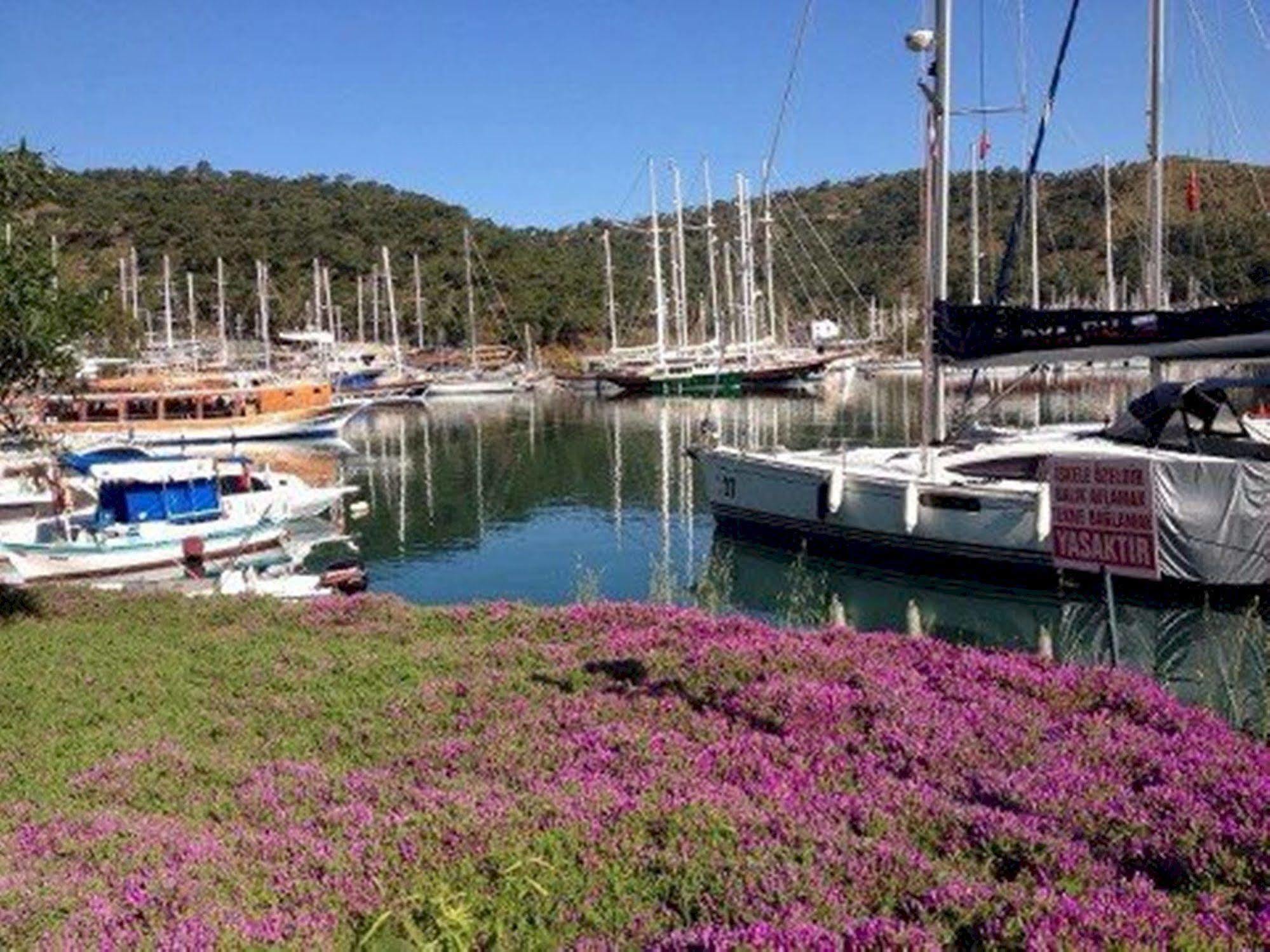 Ferah Hostel Monica'S Place Fethiye Kültér fotó